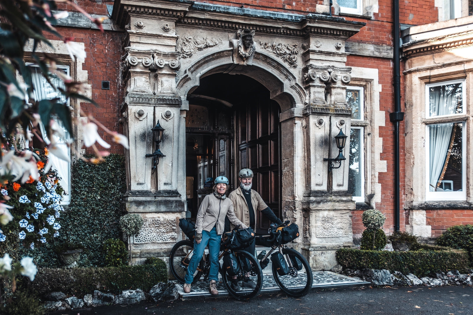 Dirk and Linda come to visit